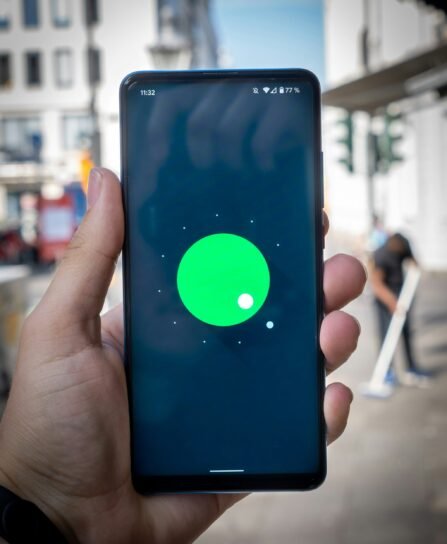 mika-baumeister-C4wFBBXRyyE-unsplash london app developers